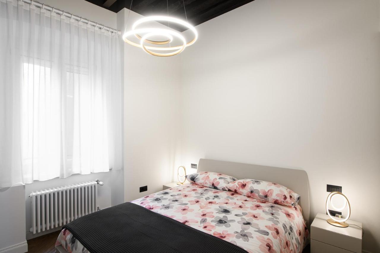 Triestinn - Suite Borsa Dış mekan fotoğraf